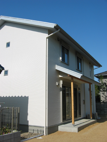 長期優良住宅 堺市 SA様邸 切妻屋根でシンプルな外観